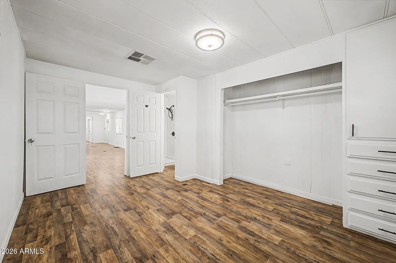 7300 N 51st Ave #F177, Glendale, AZ 85301