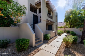 7300 N Dreamy Draw Dr #211, Phoenix, AZ 85020