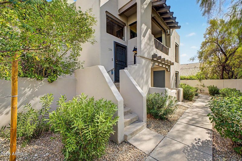 7300 N Dreamy Draw Dr #211, Phoenix, AZ 85020