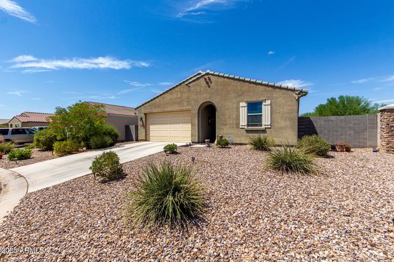 7300 Peacock Ct, San Tan Valley, AZ 85143