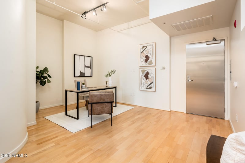 7301 3rd Ave #215, Scottsdale, AZ 85251