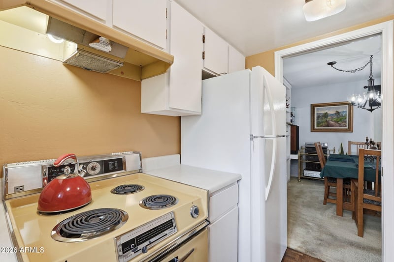 7301 Thornwood Dr, Scottsdale, AZ 85251