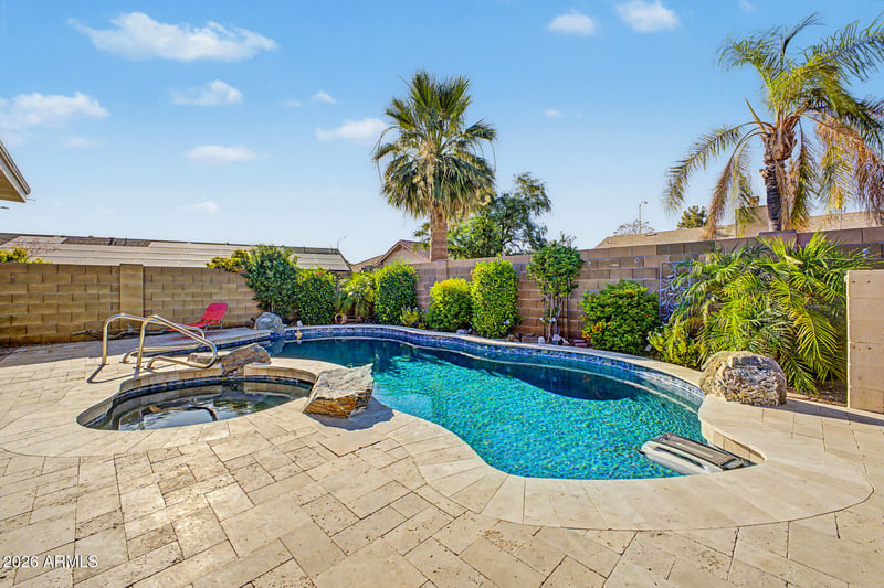 7302 Clovis Ave, Mesa, AZ 85208