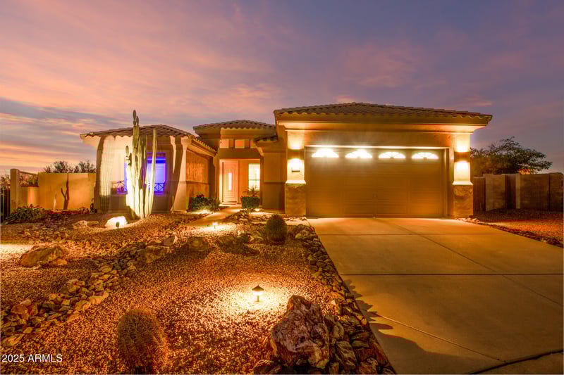 7302 Minton Cir, Mesa, AZ 85207
