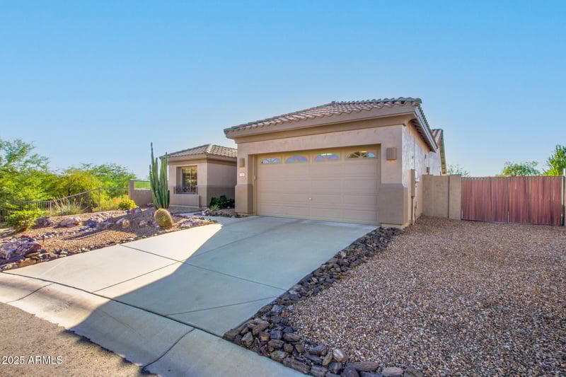 7302 Minton Cir, Mesa, AZ 85207