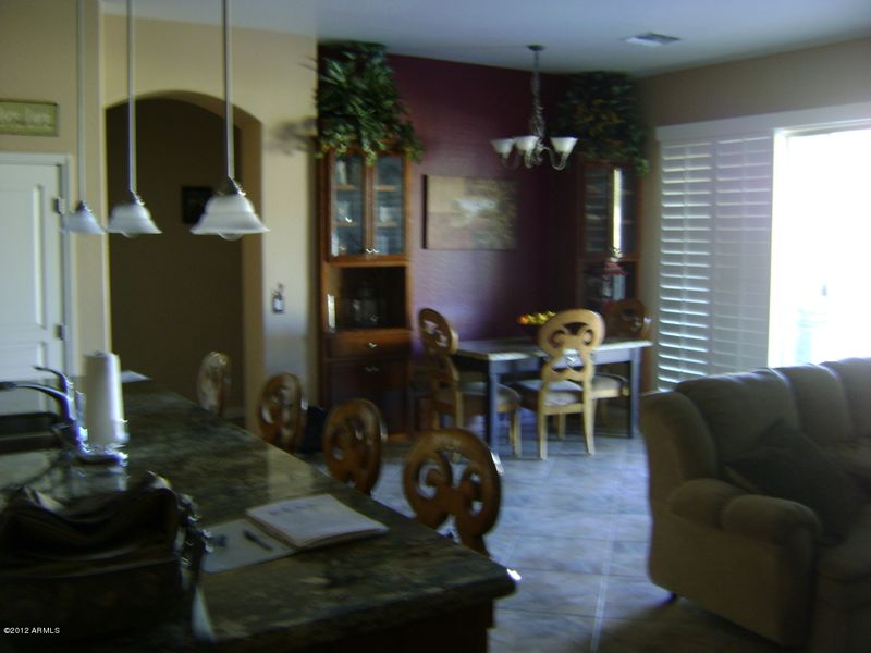 7302 N 85th Dr, Glendale, AZ 85305