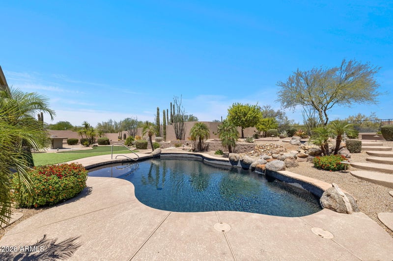 7304 Alta Sierra Dr, Scottsdale, AZ 85266