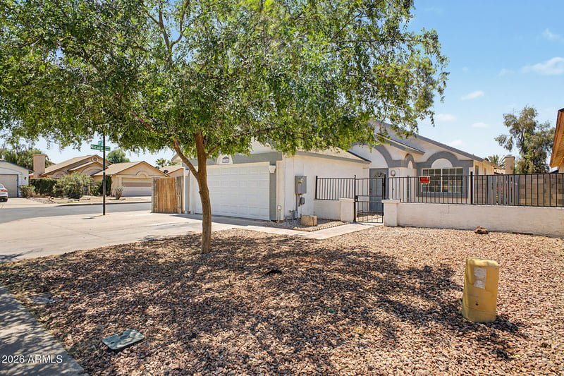 7306 N 69th Ave, Glendale, AZ 85303