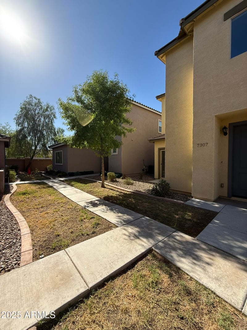7307 17th Dr, Phoenix, AZ 85041