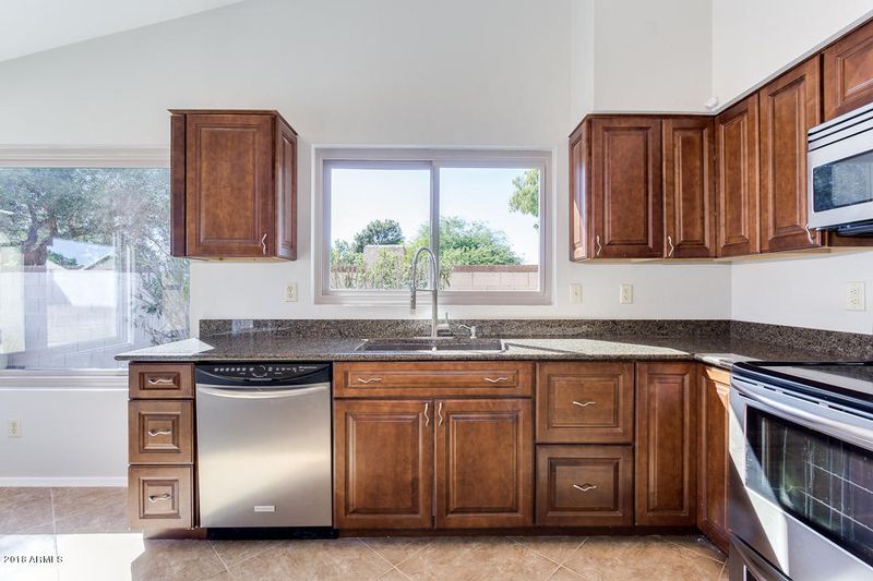 7307 E Ivyglen St, Mesa, AZ 85207