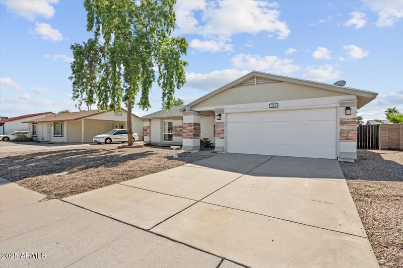 731 Palomino Dr, Chandler, AZ 85225