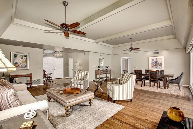 7310 E Griswold Rd, Scottsdale, AZ 85258