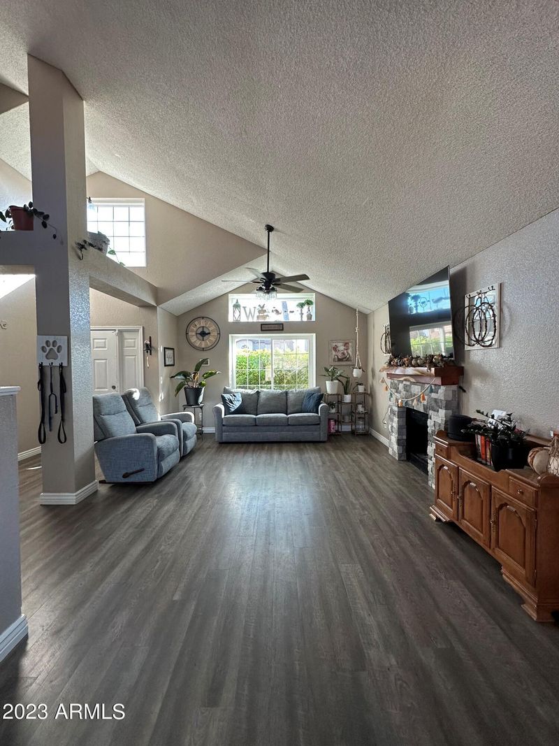 7310 W Cameron Dr, Peoria, AZ 85345
