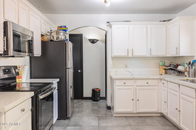 7312 Ocotillo Rd, Glendale, AZ 85303