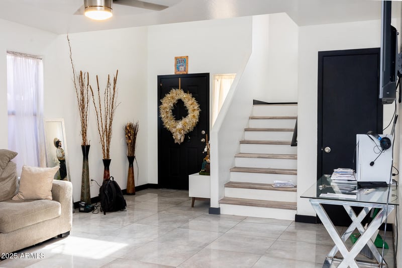 7312 Ocotillo Rd, Glendale, AZ 85303