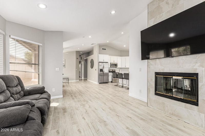 7312 Greer Ave, Peoria, AZ 85345