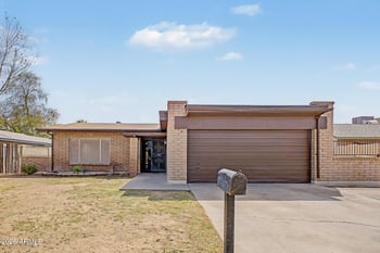 7313 N 46th Cir, Glendale, AZ 85301