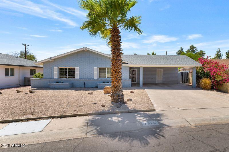 7316 N 23rd Dr, Phoenix, AZ 85021