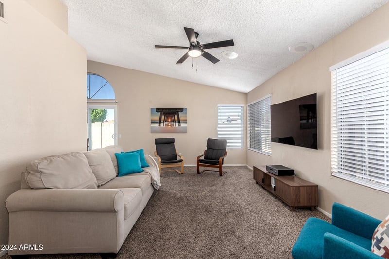 7318 Greer Ave, Peoria, AZ 85345