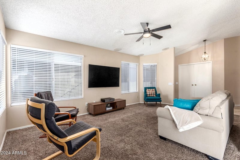 7318 Greer Ave, Peoria, AZ 85345