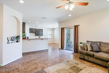 7318 W Midway Ave, Glendale, AZ 85303