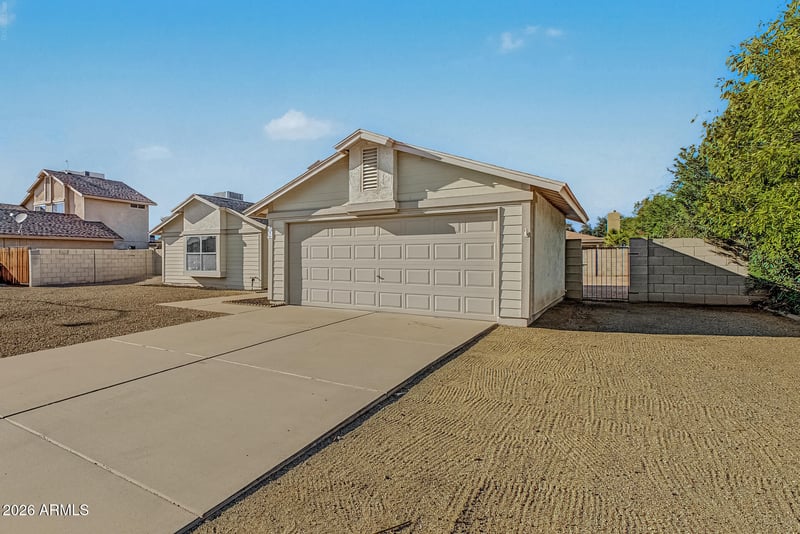 7318 W Sierra St, Peoria, AZ 85345