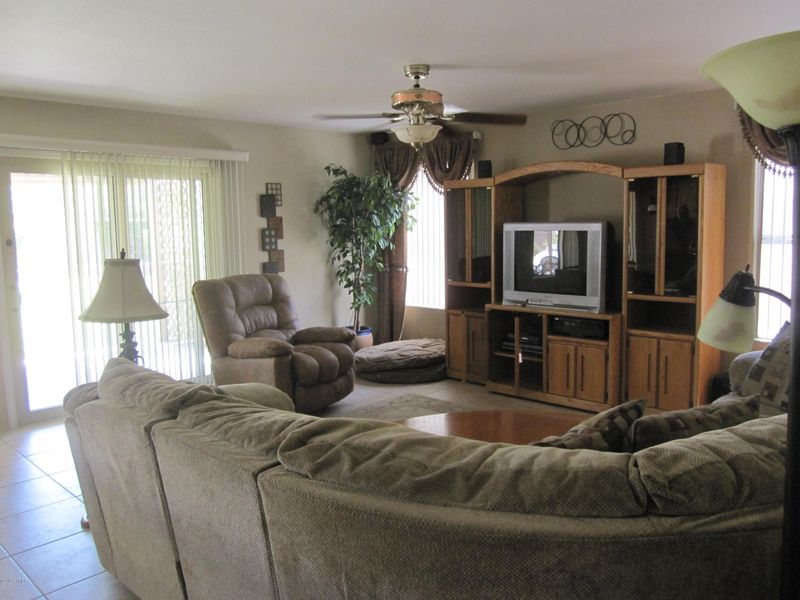 7319 E Flower Ave, Mesa, AZ 85208