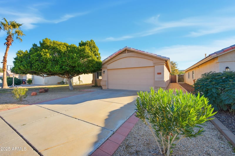 7319 Eugie Ave, Peoria, AZ 85381