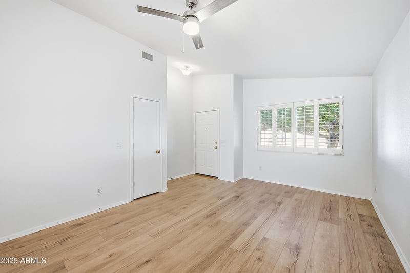 7319 Eugie Ave, Peoria, AZ 85381