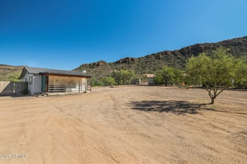 732 Honda Bow Rd, Phoenix, AZ 85086