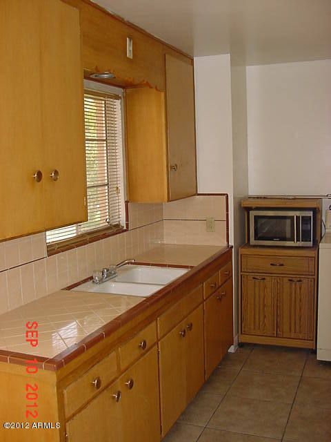 732 W 9th St, Tempe, AZ 85281