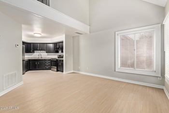 7320 44th Ave, Glendale, AZ 85301