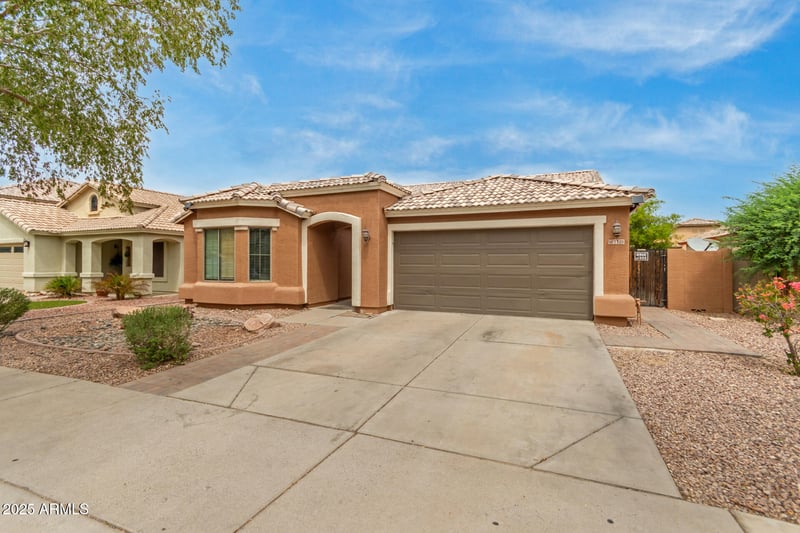 7320 Florence Ave, Phoenix, AZ 85043
