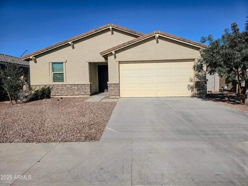 7321 123rd Dr, Glendale, AZ 85307