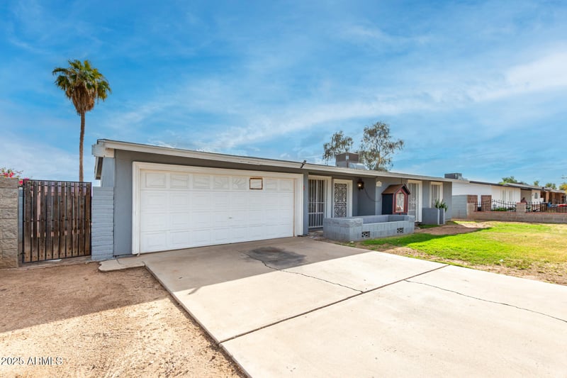 7321 Devonshire Ave, Phoenix, AZ 85033