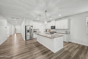 7321 N 123rd Dr, Glendale, AZ 85307