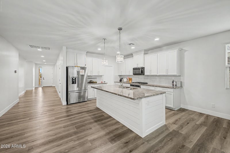 7321 123rd Dr, Glendale, AZ 85307