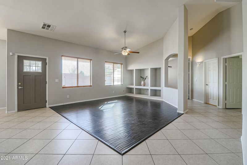 7321 W Wolf St, Phoenix, AZ 85033