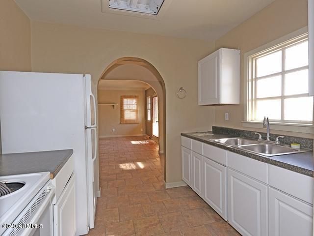 7323 N 27th Ave, Phoenix, AZ 85051