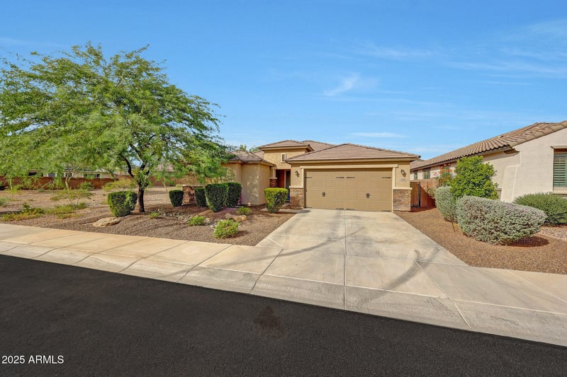 7324 Tombstone Trl, Peoria, AZ 85383