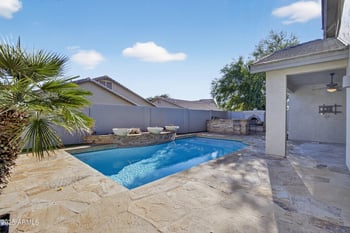 7325 Minton Cir, Mesa, AZ 85207