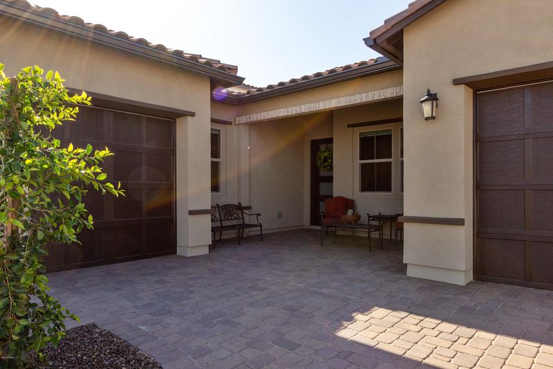 7325 W Spur Dr, Peoria, AZ 85383