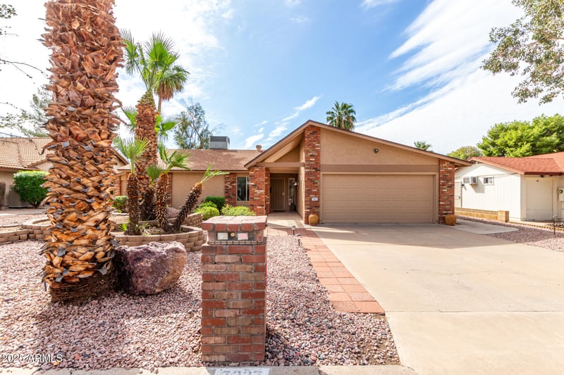 7327 Edgewood Ave, Mesa, AZ 85208