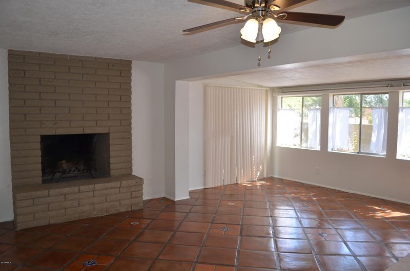 7327 N 47th Ave, Glendale, AZ 85301