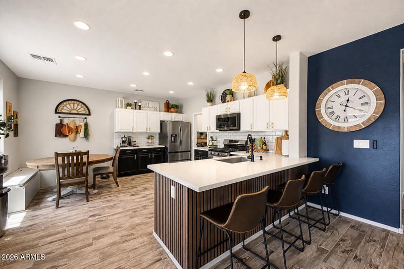 7327 Glass Ln, Laveen, AZ 85339