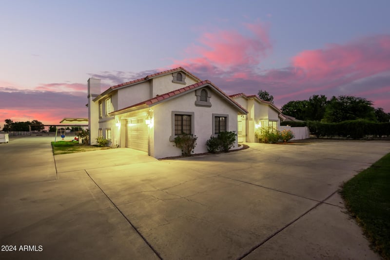 7329 173rd Ave, Waddell, AZ 85355