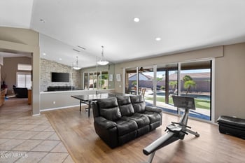 7329 Planada Ln, Glendale, AZ 85310