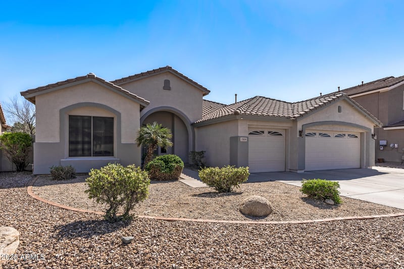 7329 Tether Trl, Peoria, AZ 85383