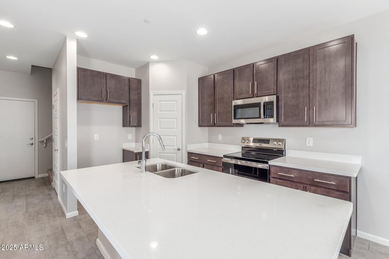 733 Commonwealth Ave #29, Chandler, AZ 85225