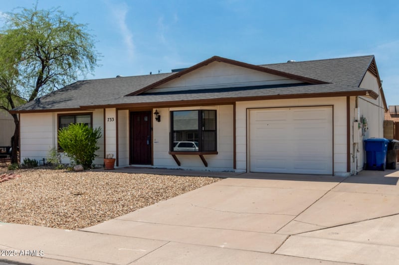 733 Halifax St, Mesa, AZ 85203